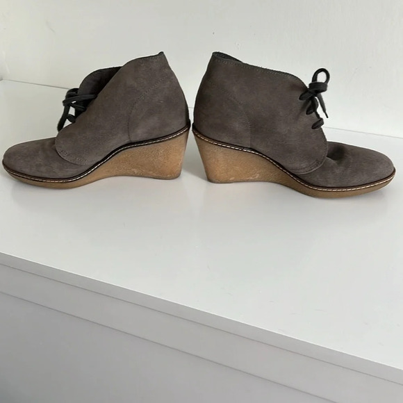 J.CREW MacAlister Wedge Boots Booties grey suede - Picture 8 of 8